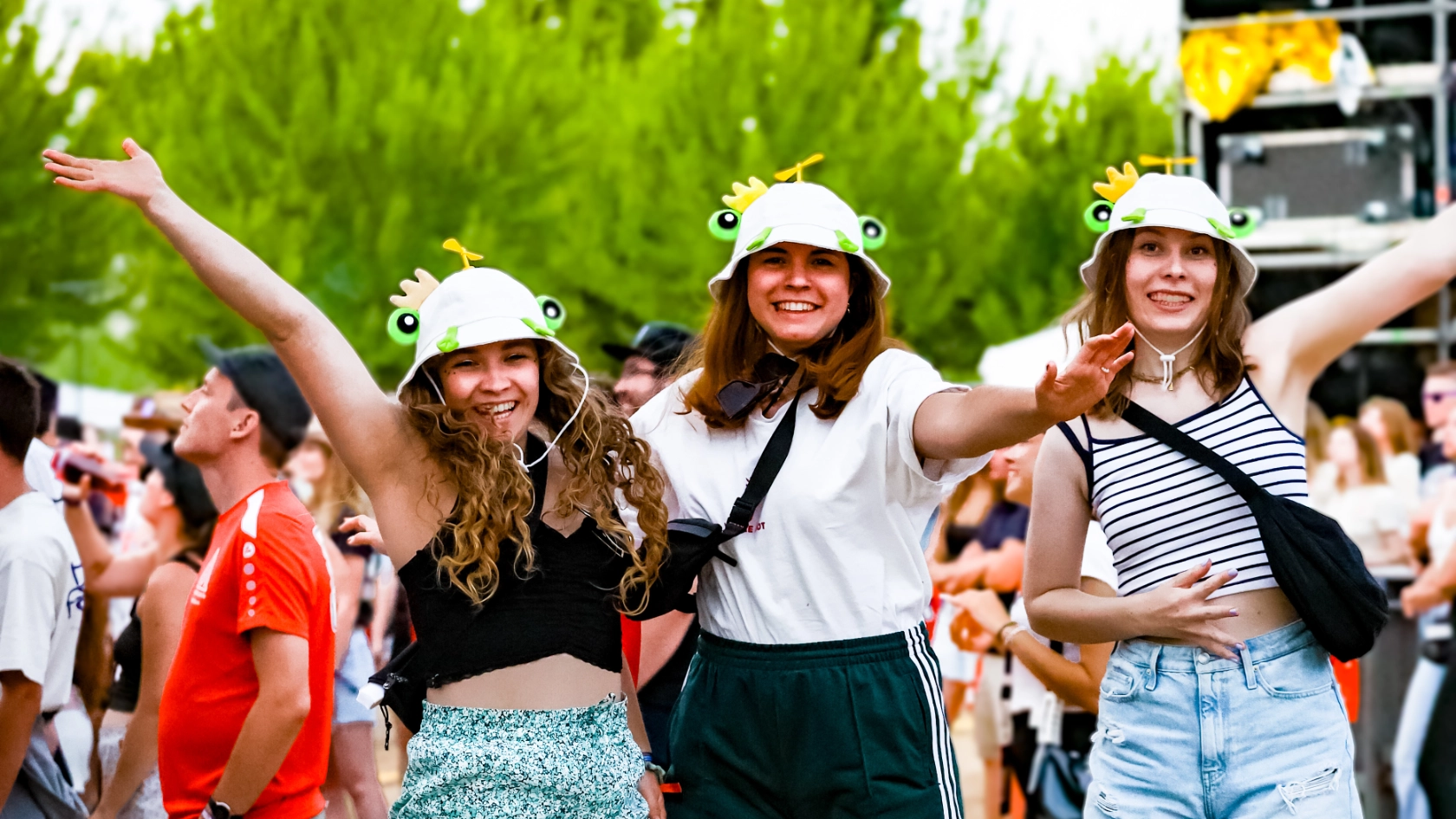 Vom 3. bis 6. Juli 2025 fand das R!sefestival der IG Metall Jugend im Elbauenpark in Magdeburg statt.